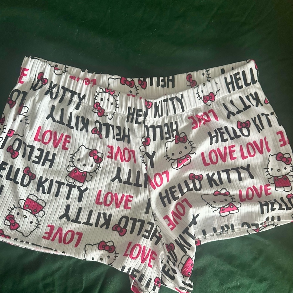 Hello Kitty Pink and White Pajama Set - Picture 3 of 4